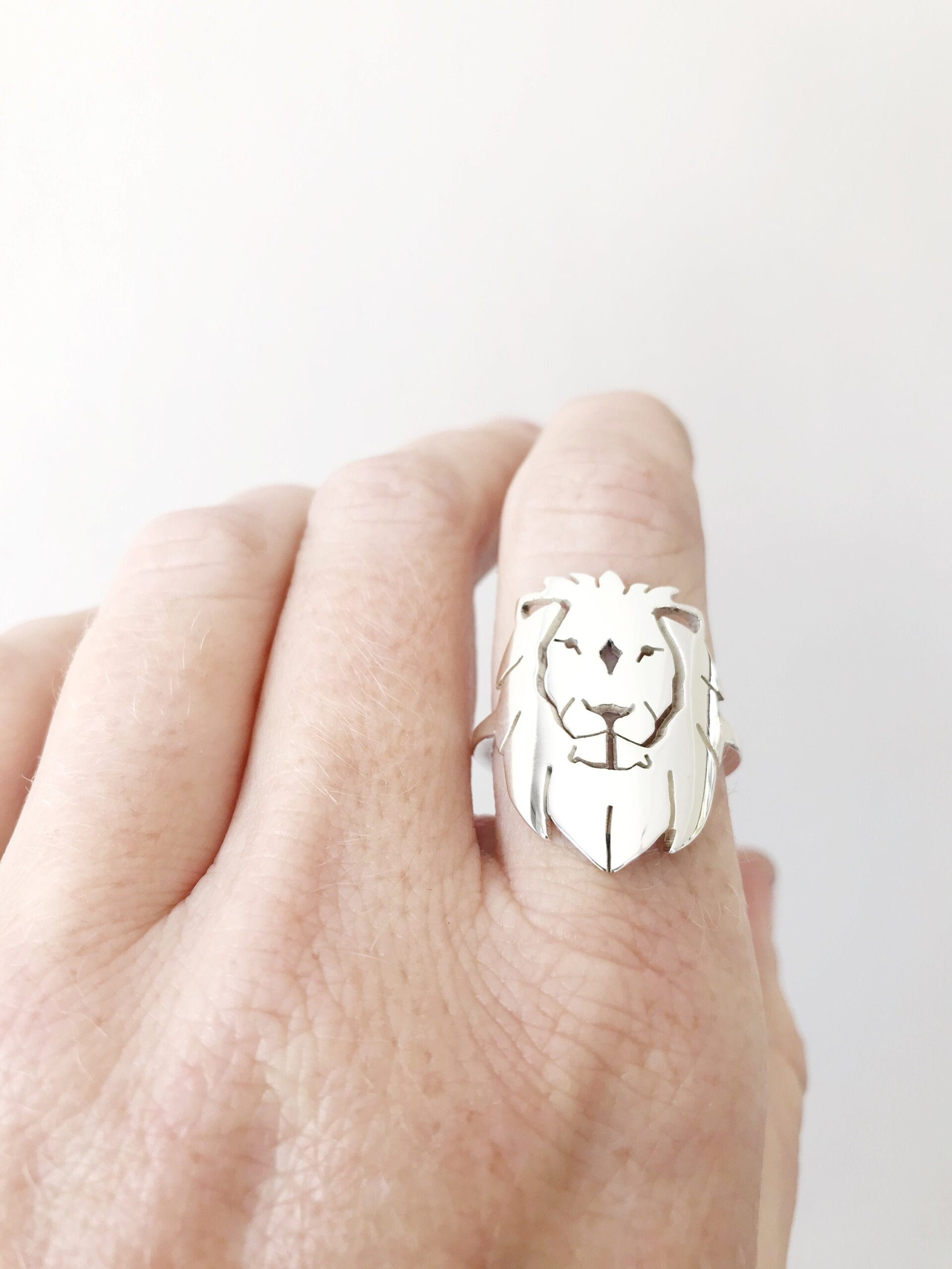 Lion ring