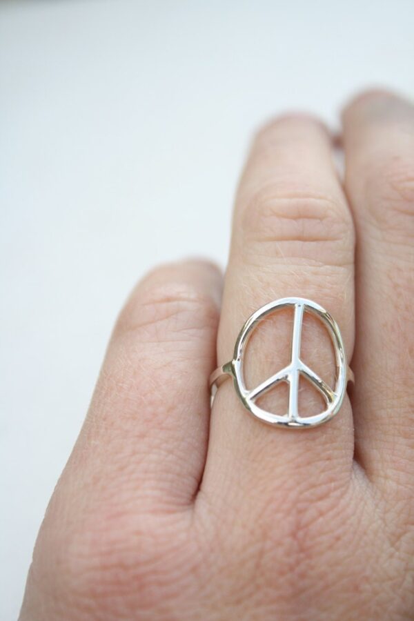 Peace ring - silver