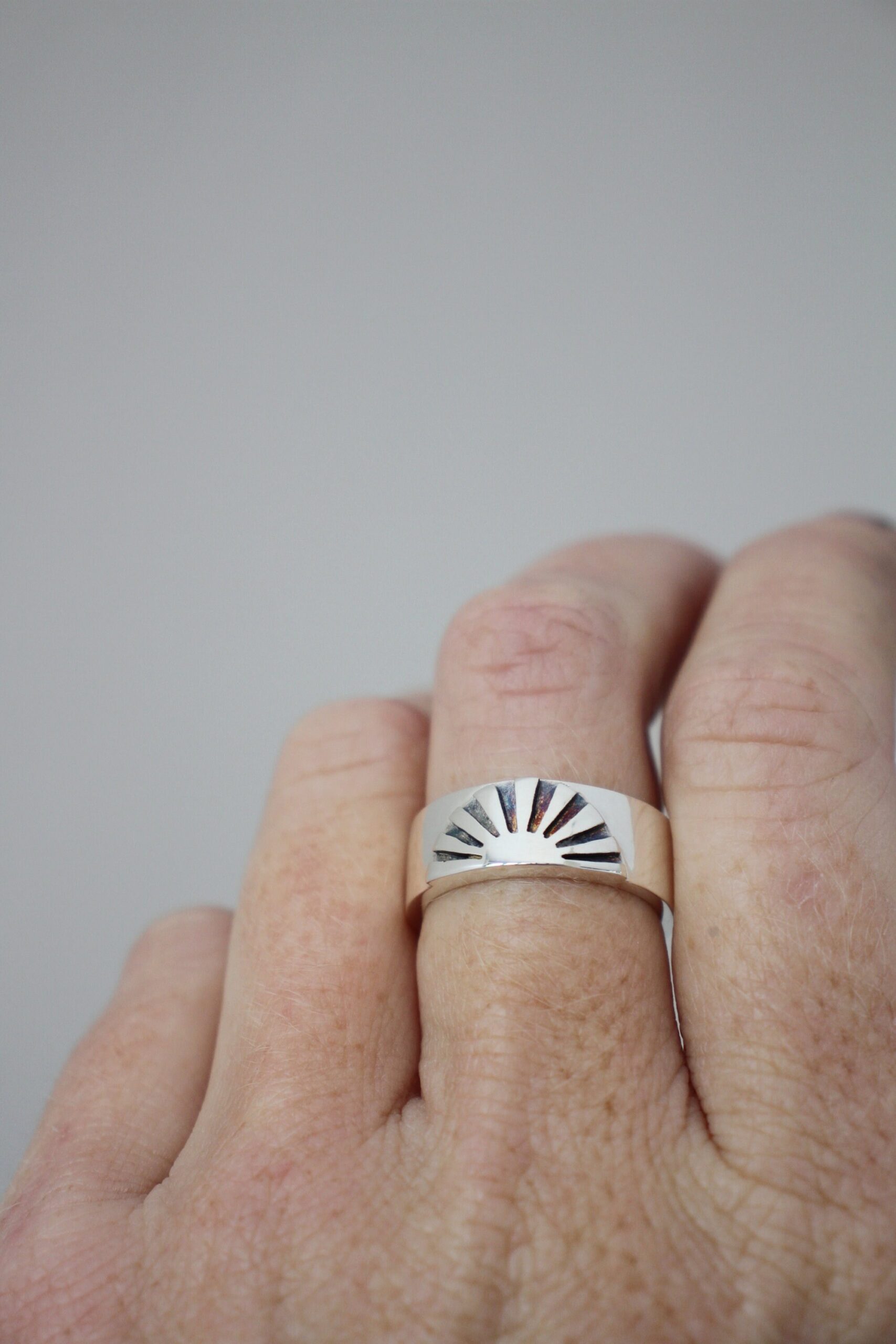 Sunrise ring - Image 4