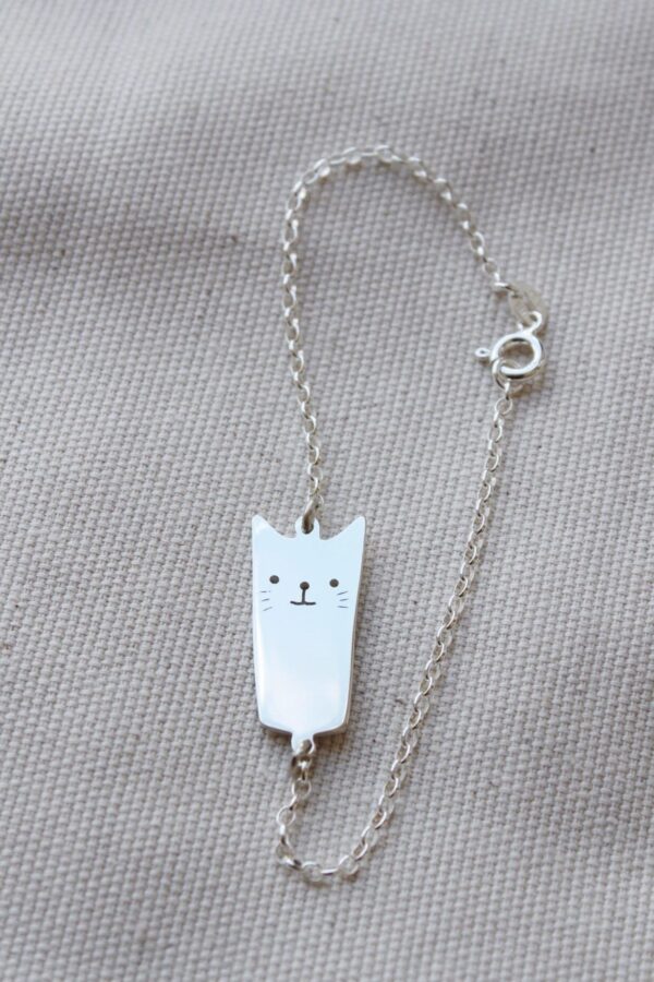 Kitty bracelet