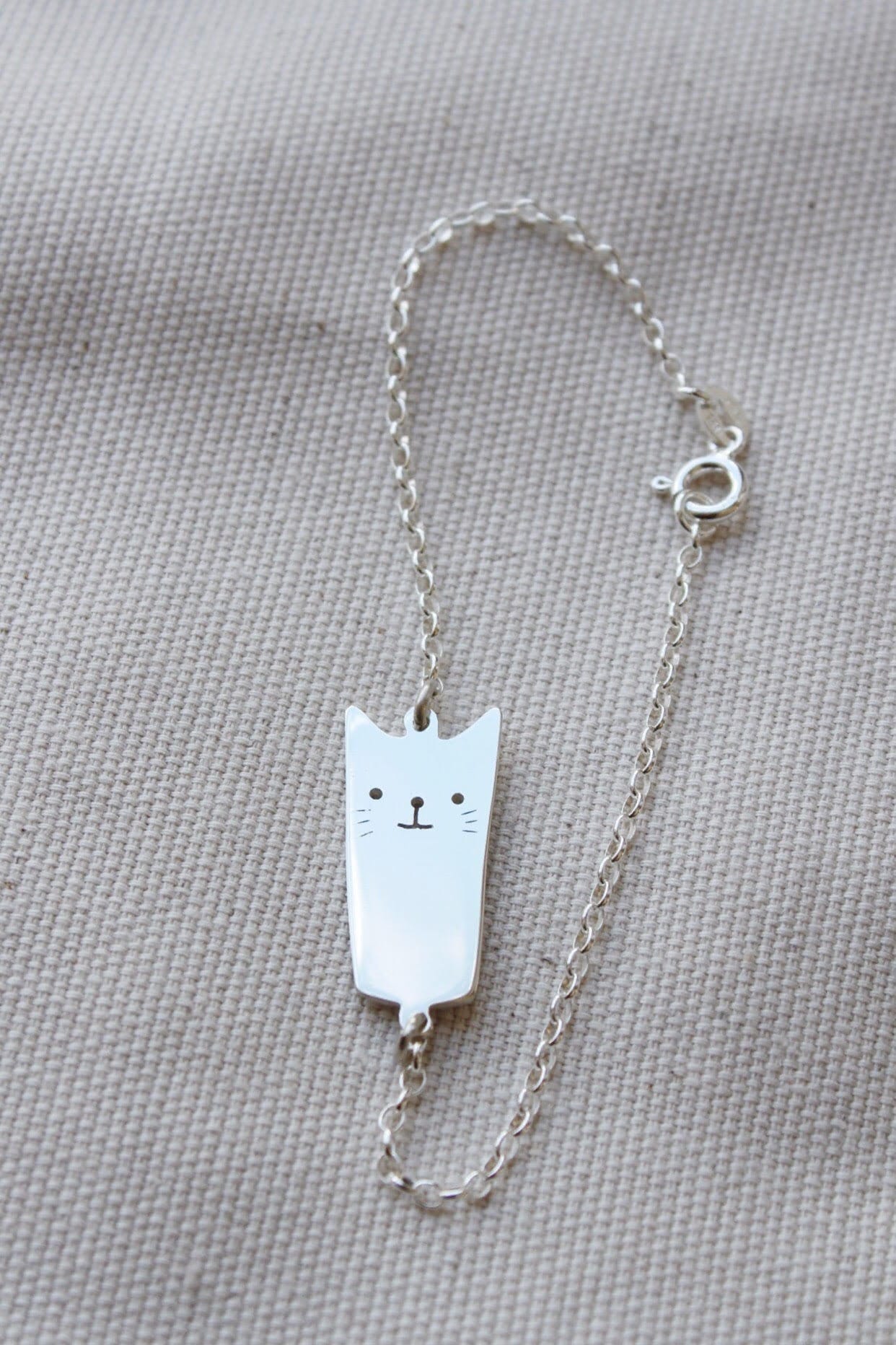 Kitty bracelet