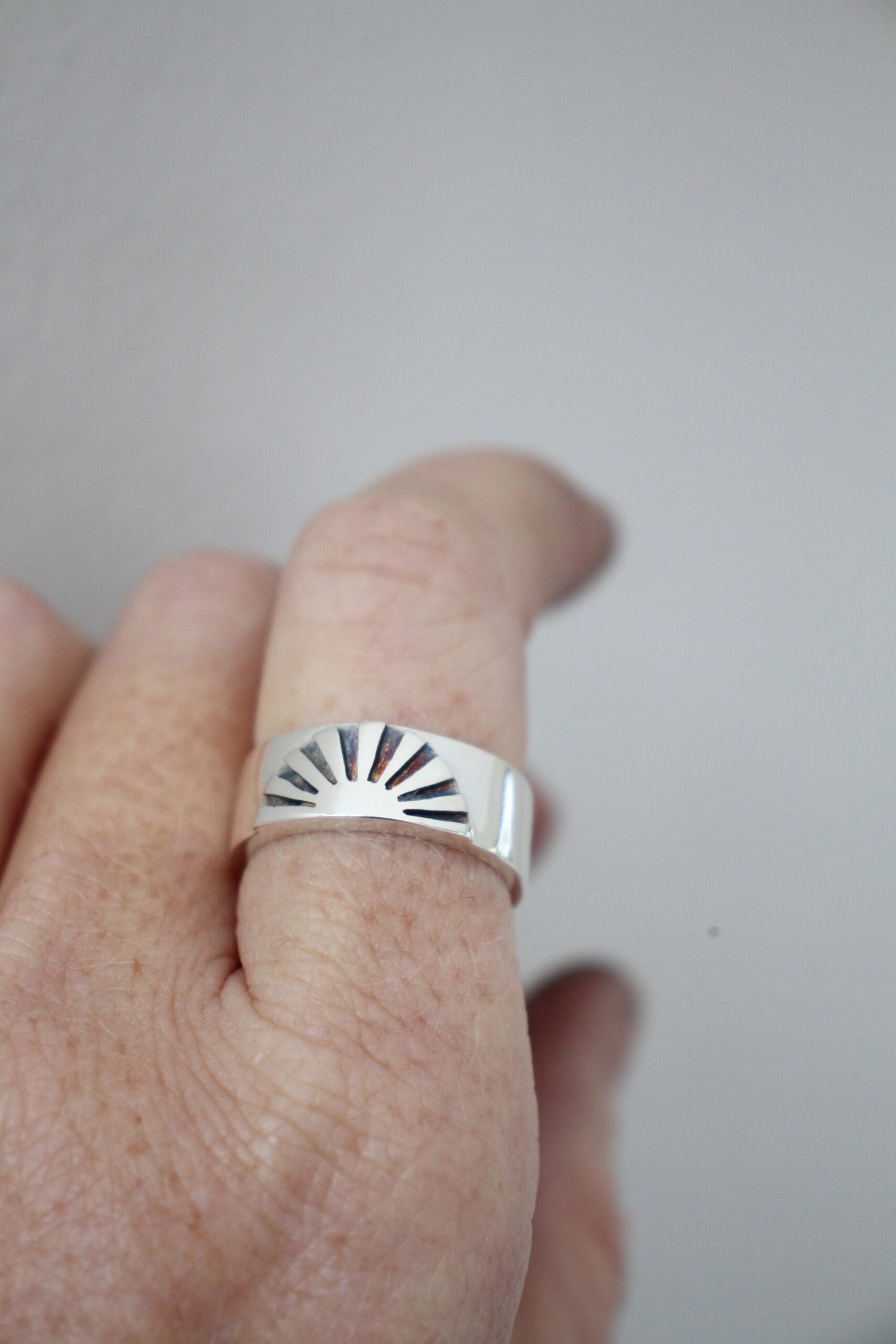 Sunrise ring - Image 6