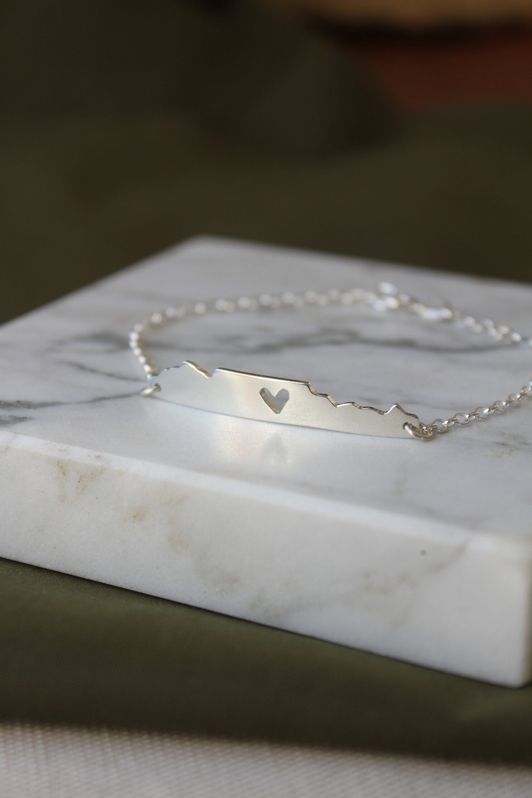 Table Mountain bracelet - Image 8