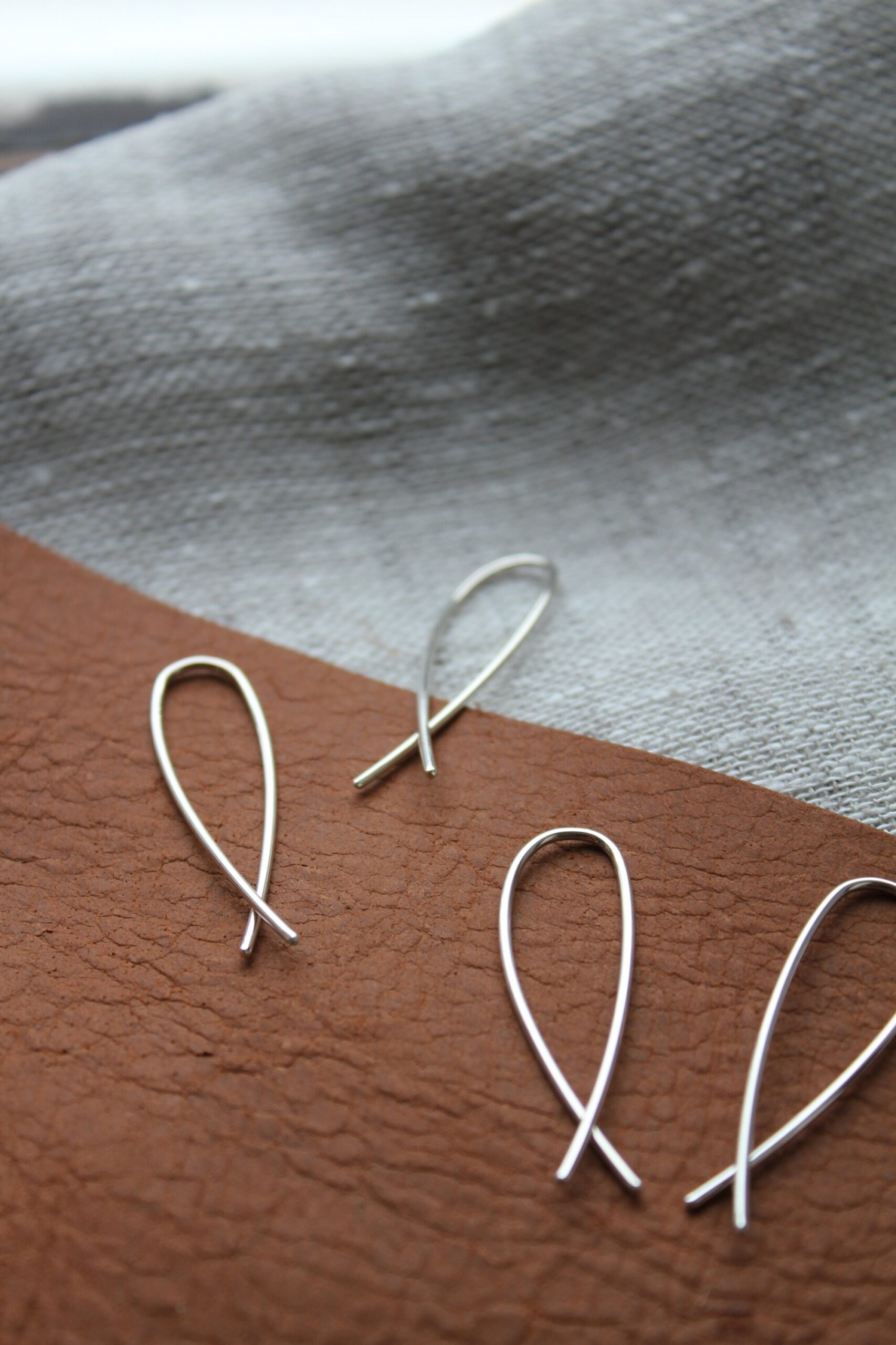 Arc earrings - silver - Image 8