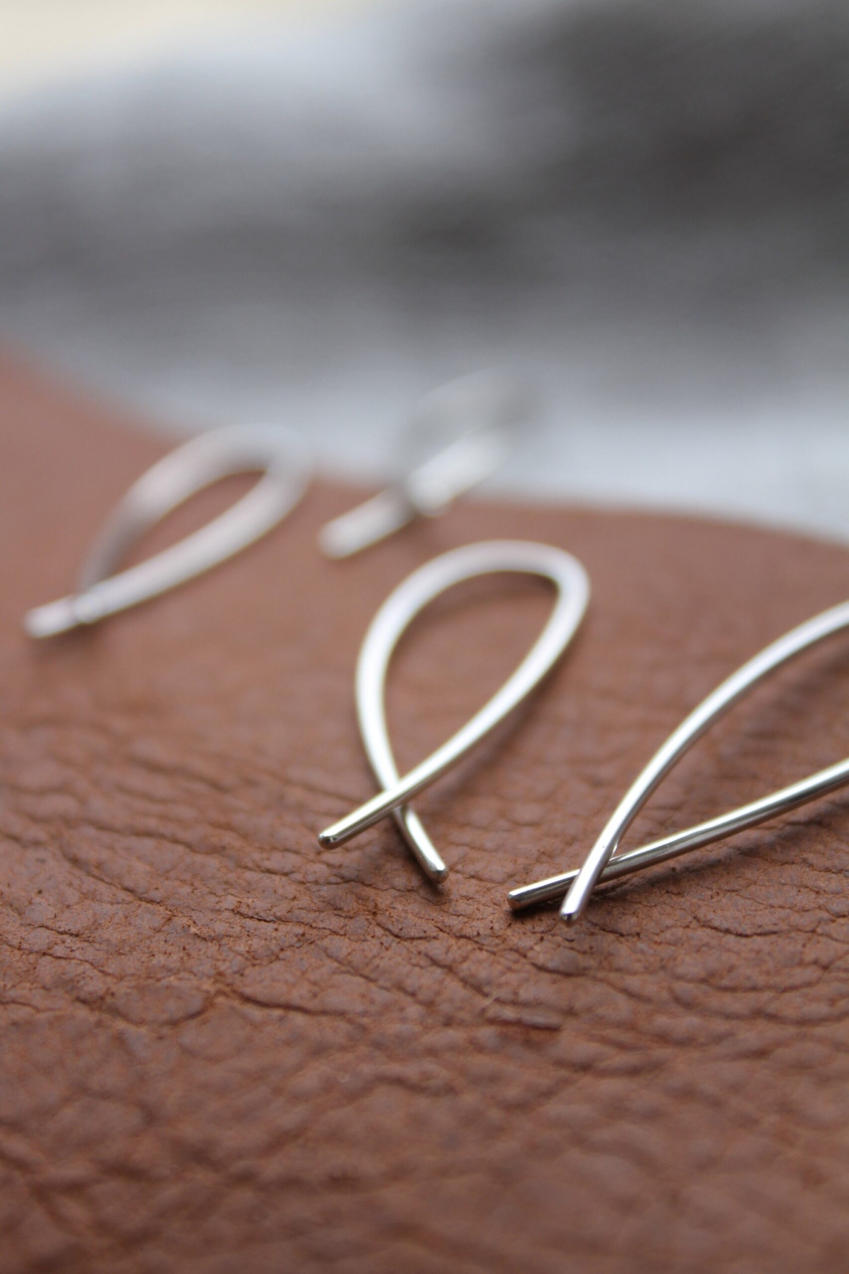 Arc earrings - silver - Image 9