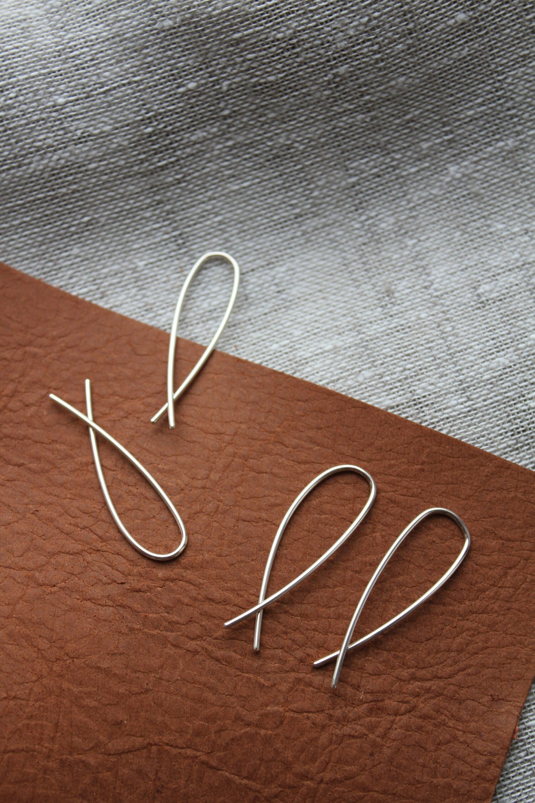 Arc earrings - silver - Image 2