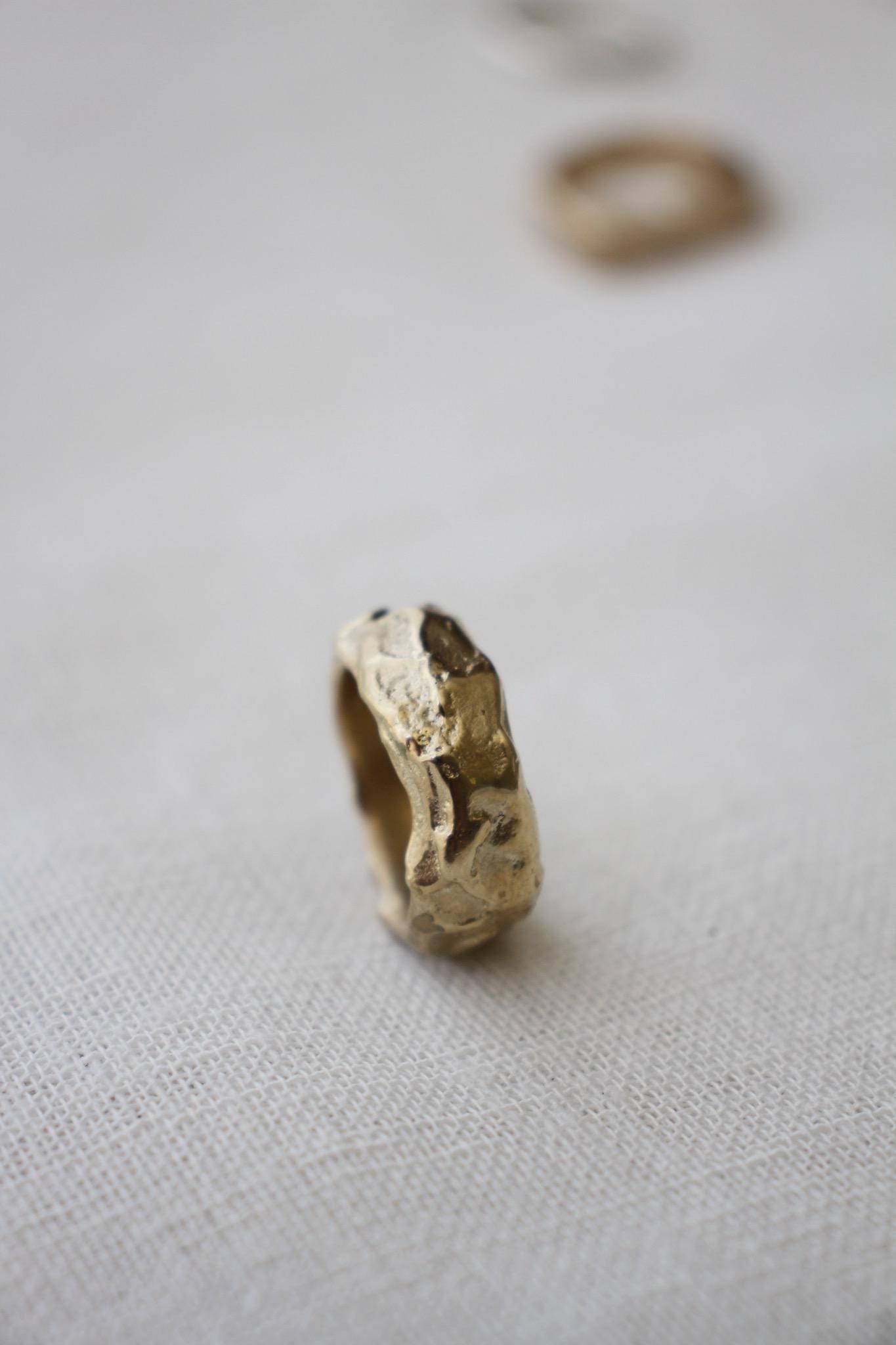 Lava ring - brass (wide) - Image 6