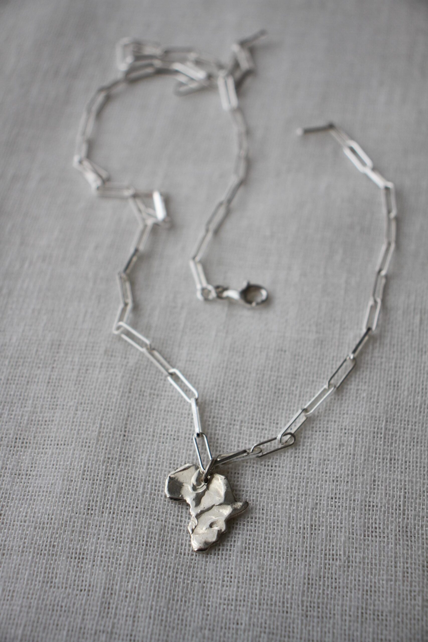 Paperclip chains - Image 8