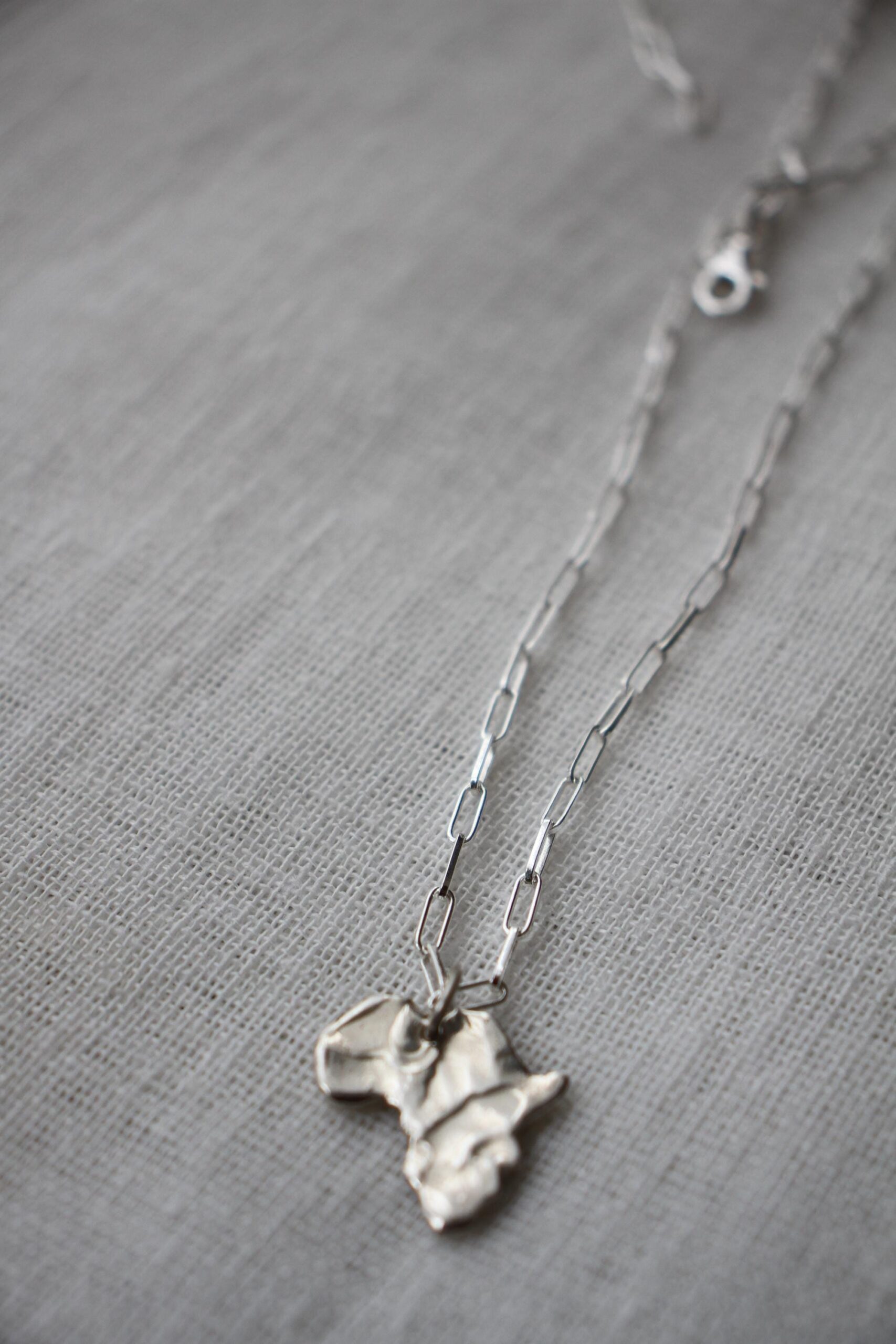 Paperclip chains - Image 10