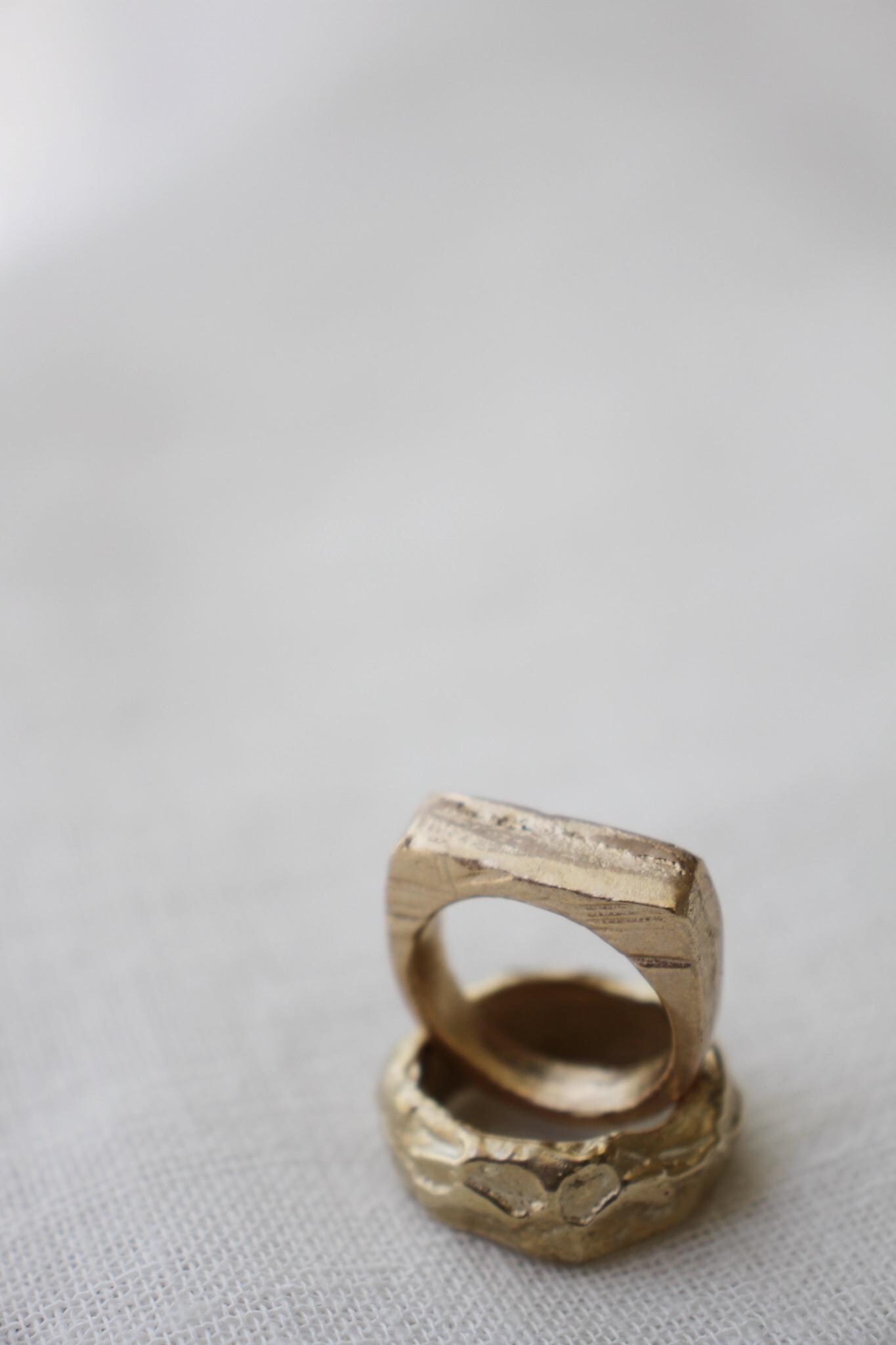 Signet ring - rustic rectangle in brass or bronze - Image 7