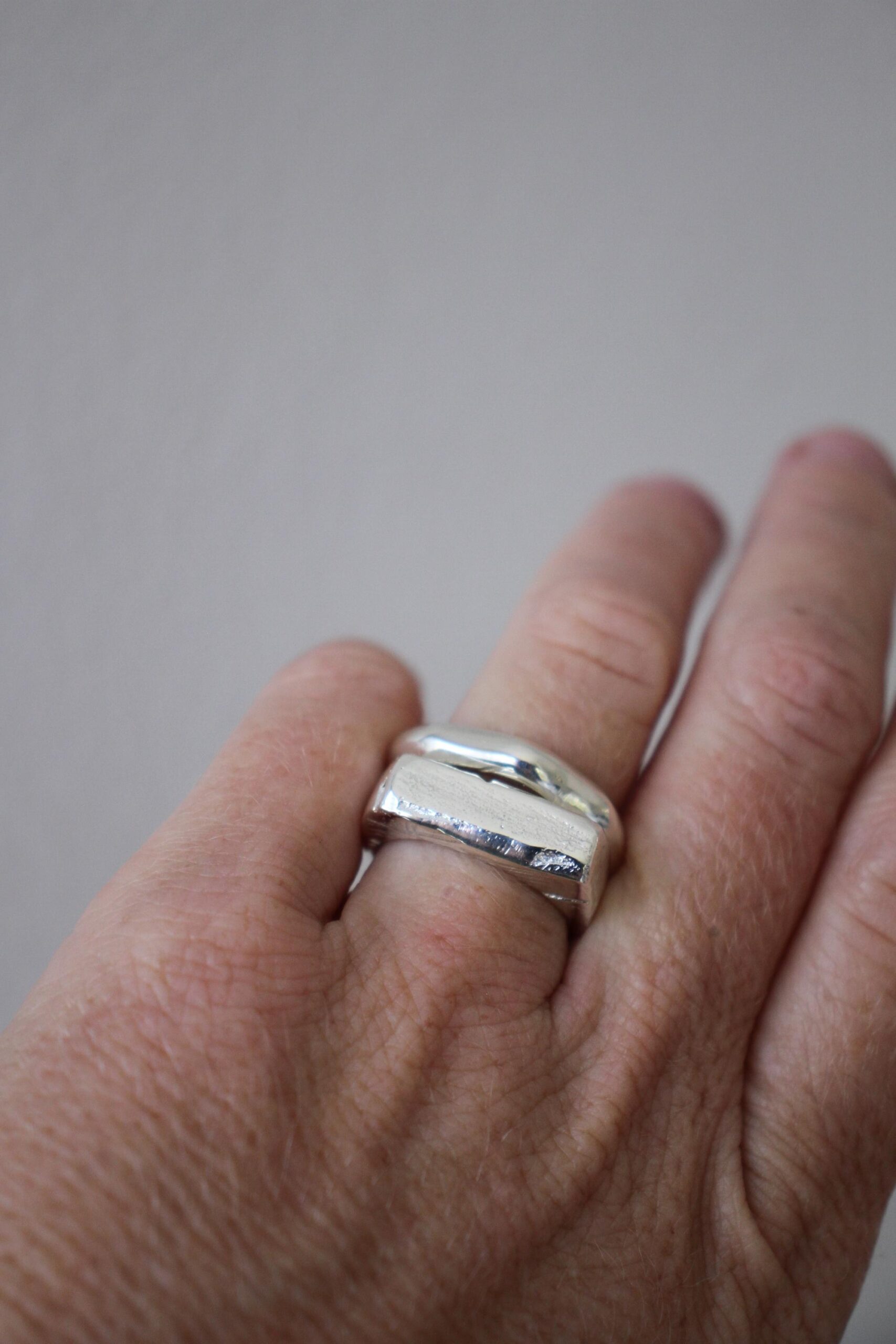 Signet ring - rustic rectangle - silver - Image 9