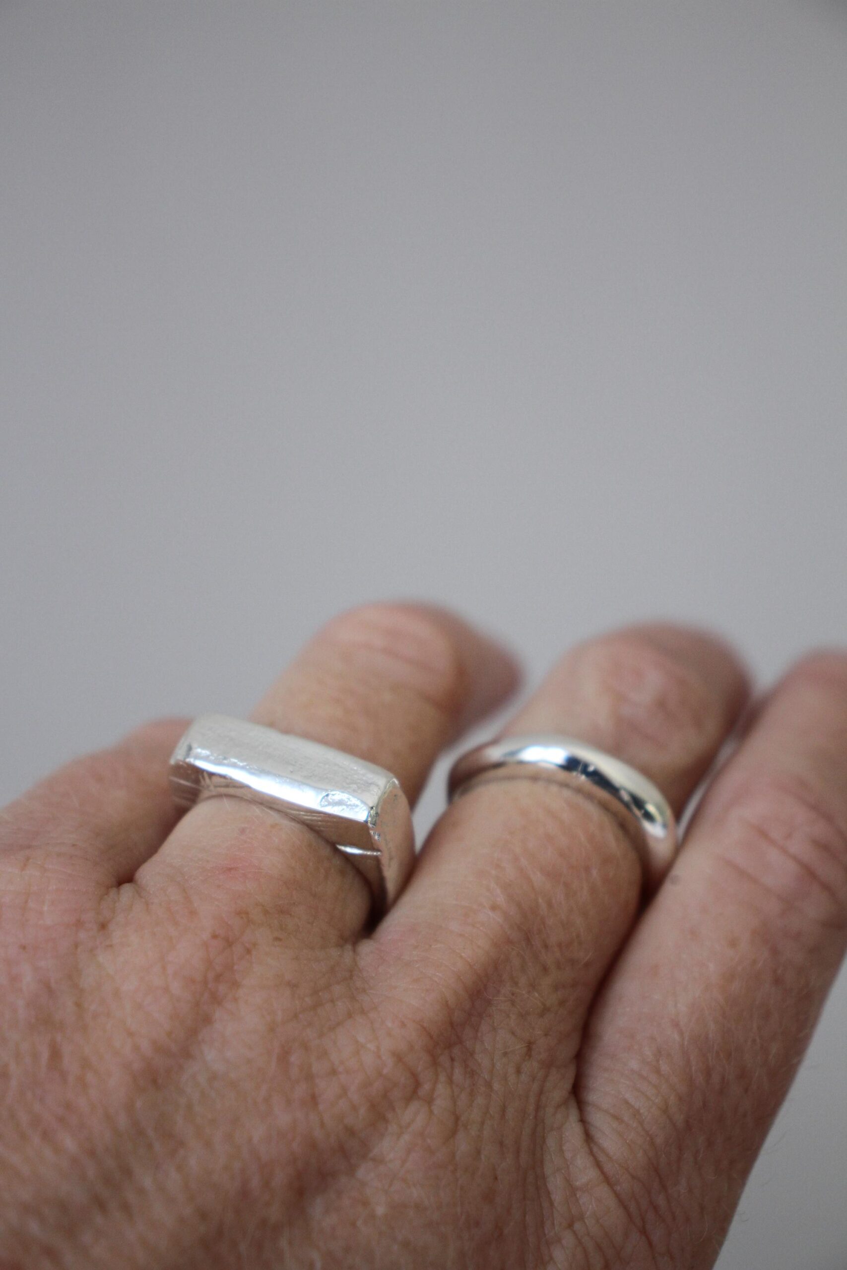 Signet ring - rustic rectangle - silver - Image 10
