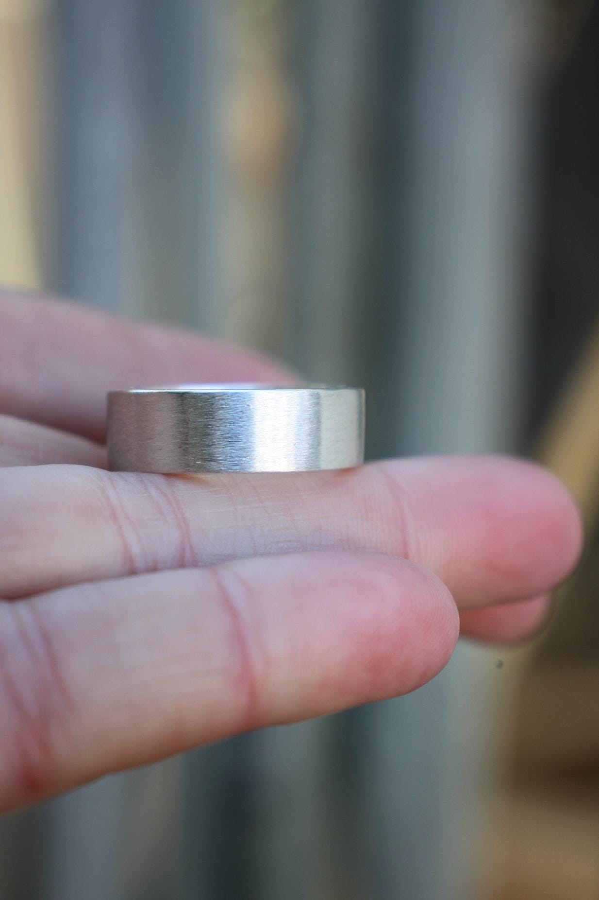 Brushed satin ring - 7mm - Image 2