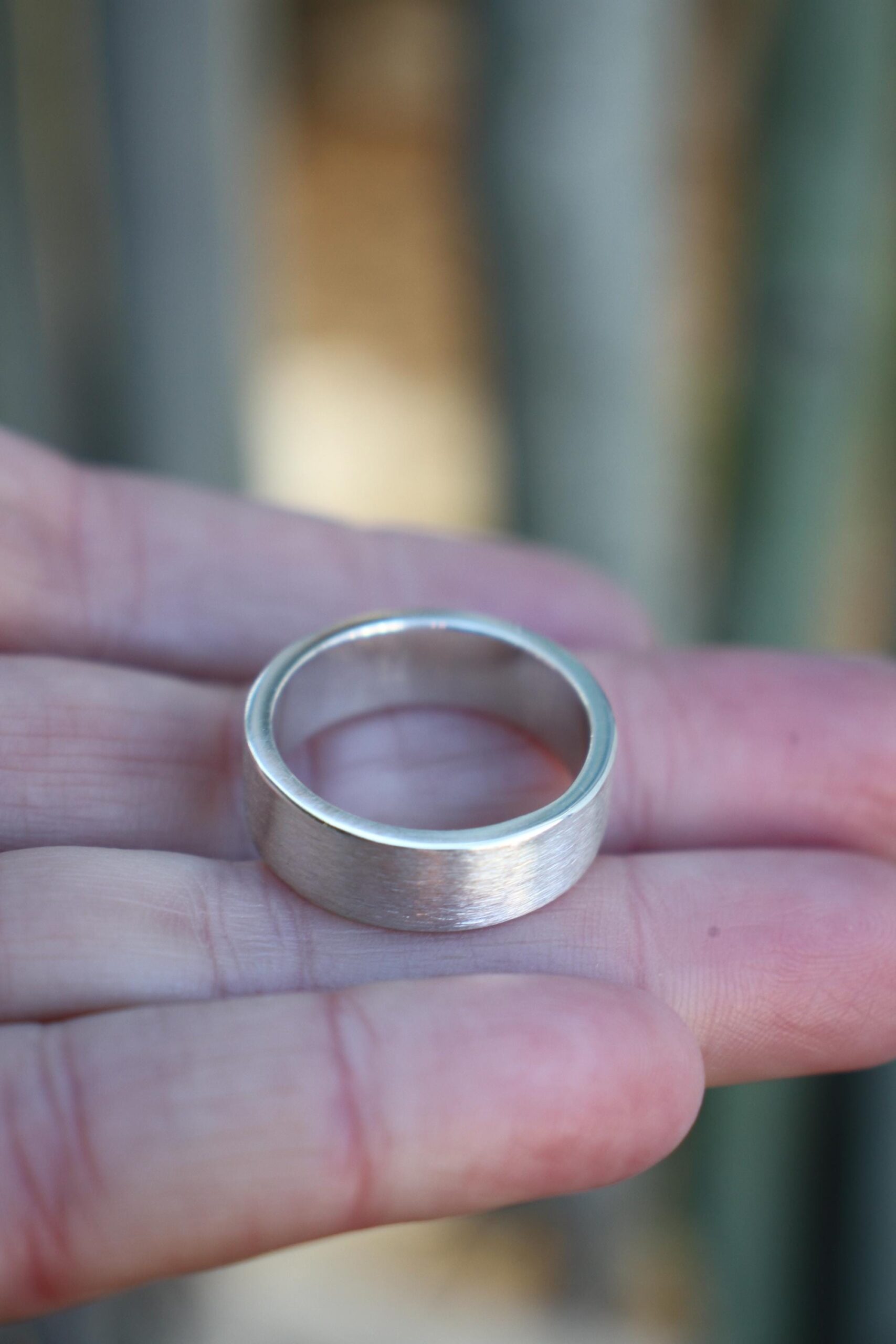 Brushed satin ring - 7mm - Image 3