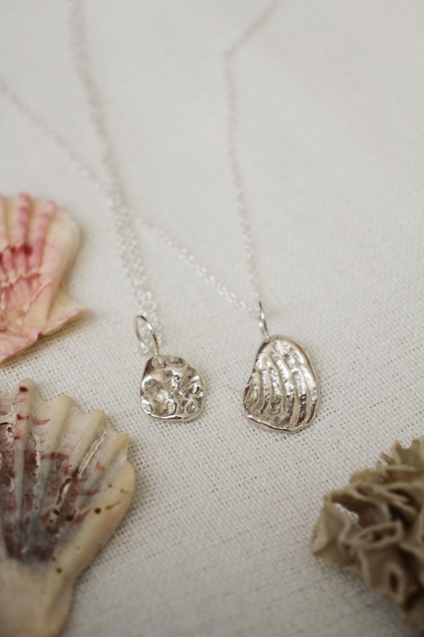 Coral pendant - Image 6