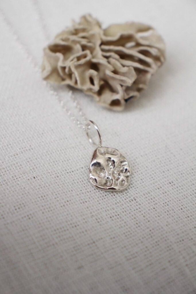 Coral pendant