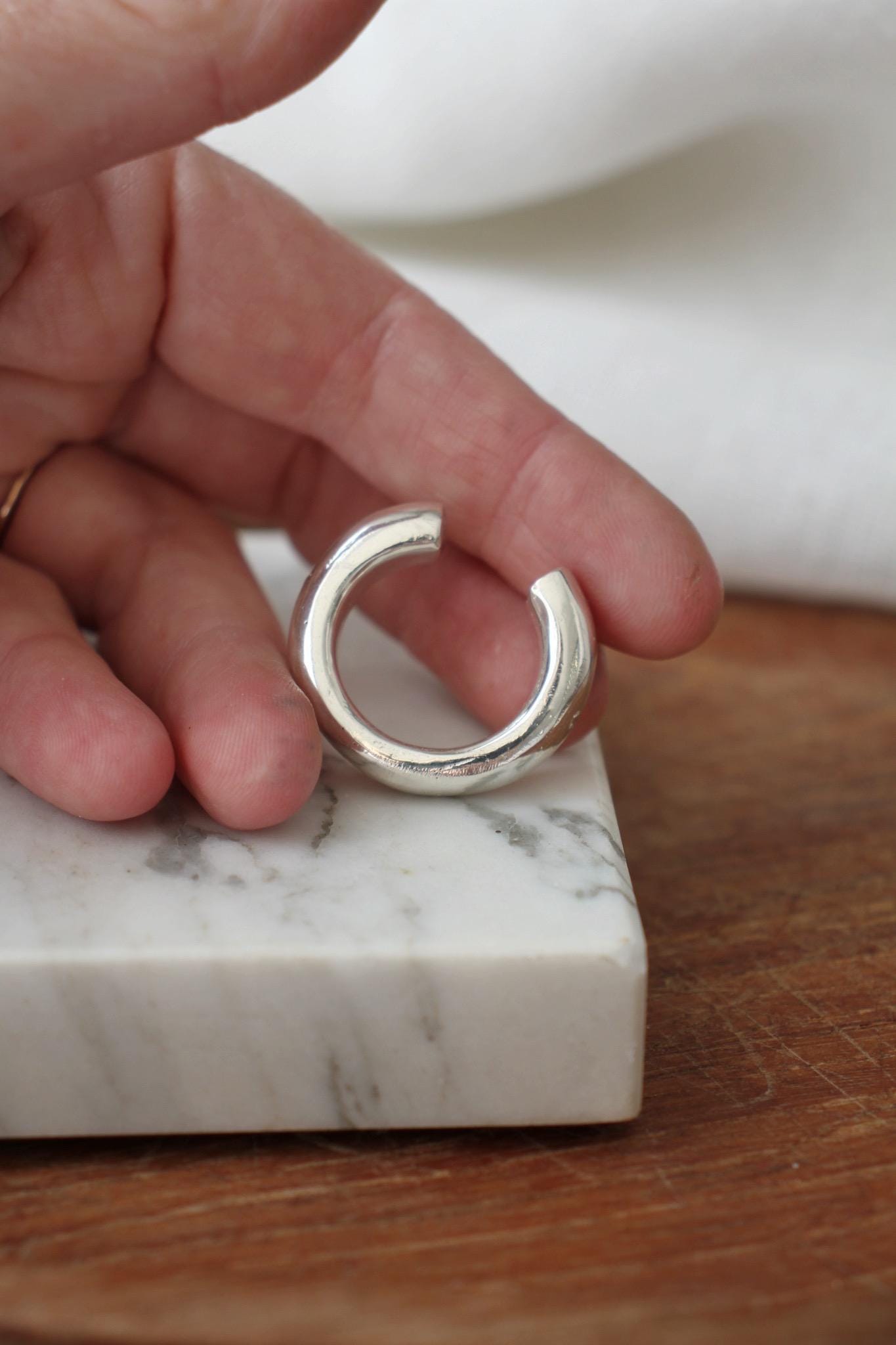 Bold open ring - silver - Image 14