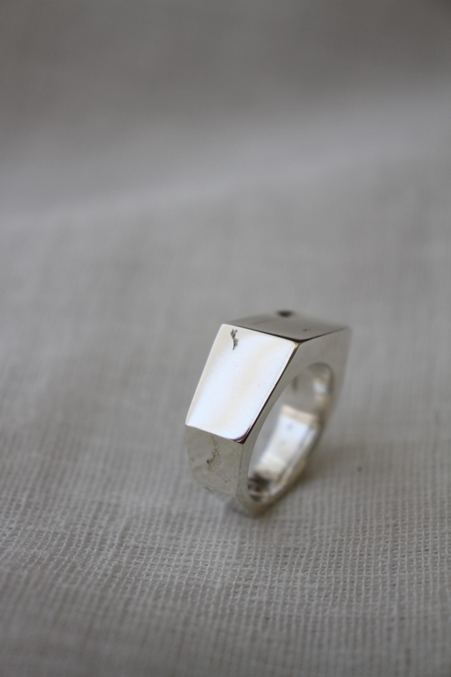 Angular ring - Image 4