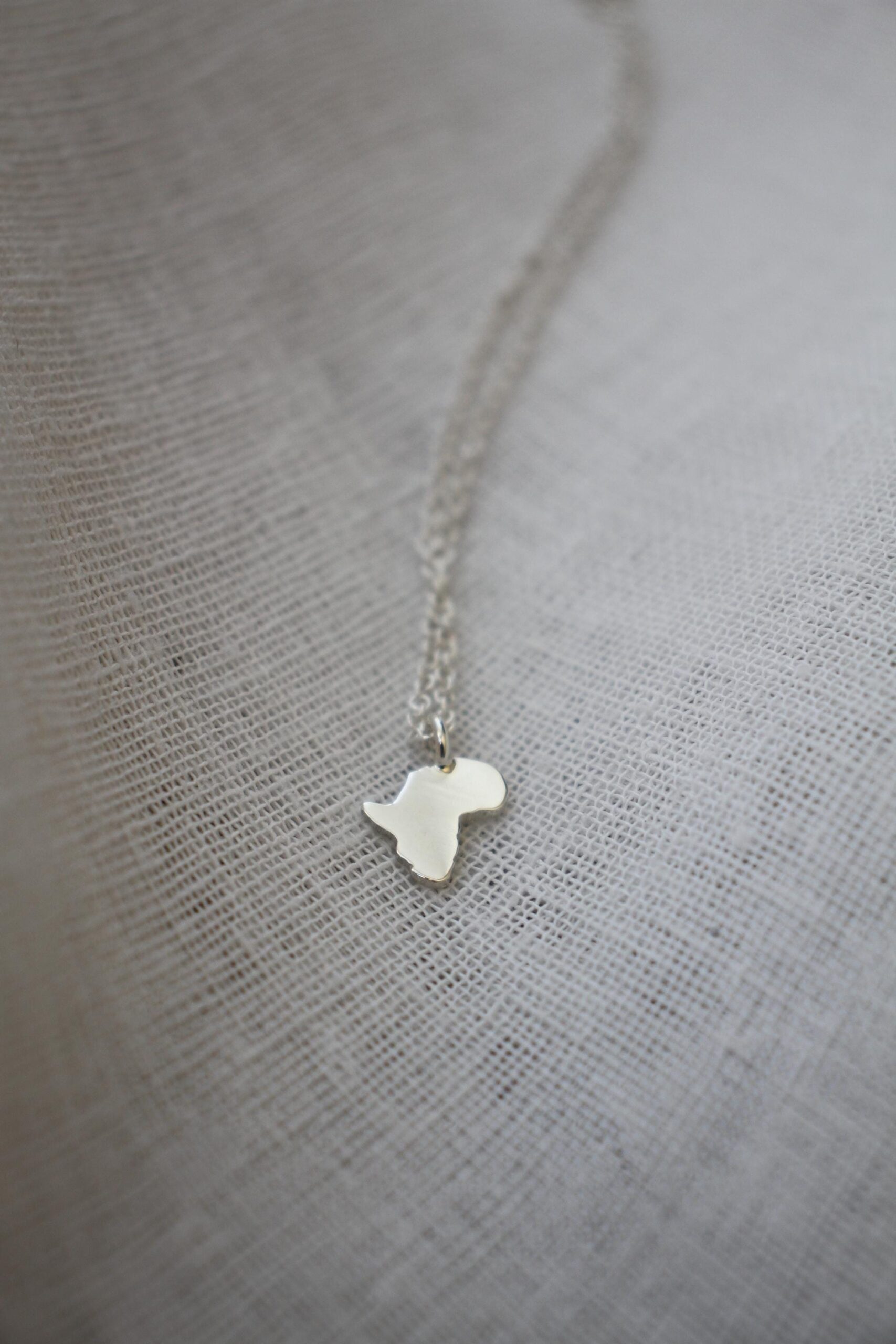 Africa necklace - 1cm - Image 8