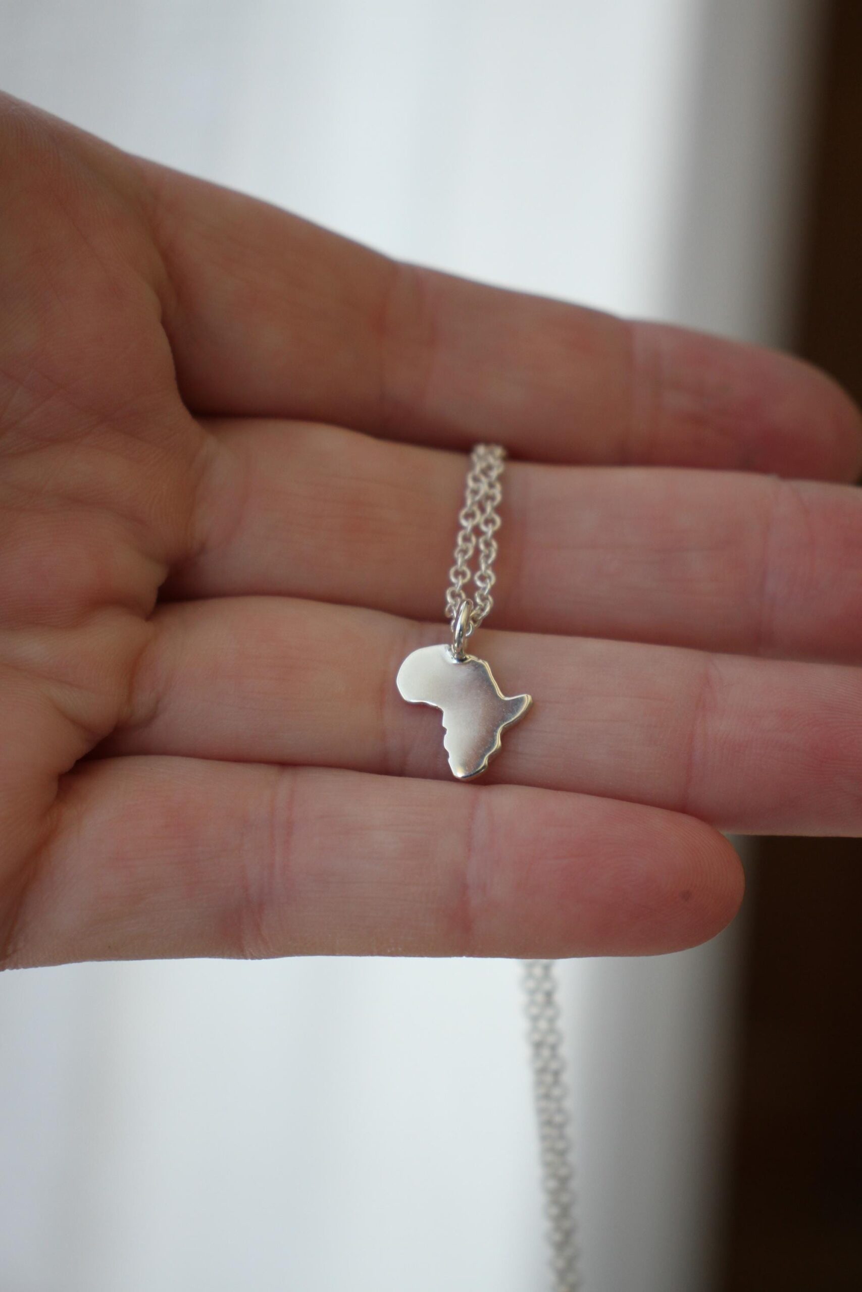 Africa necklace - 1cm