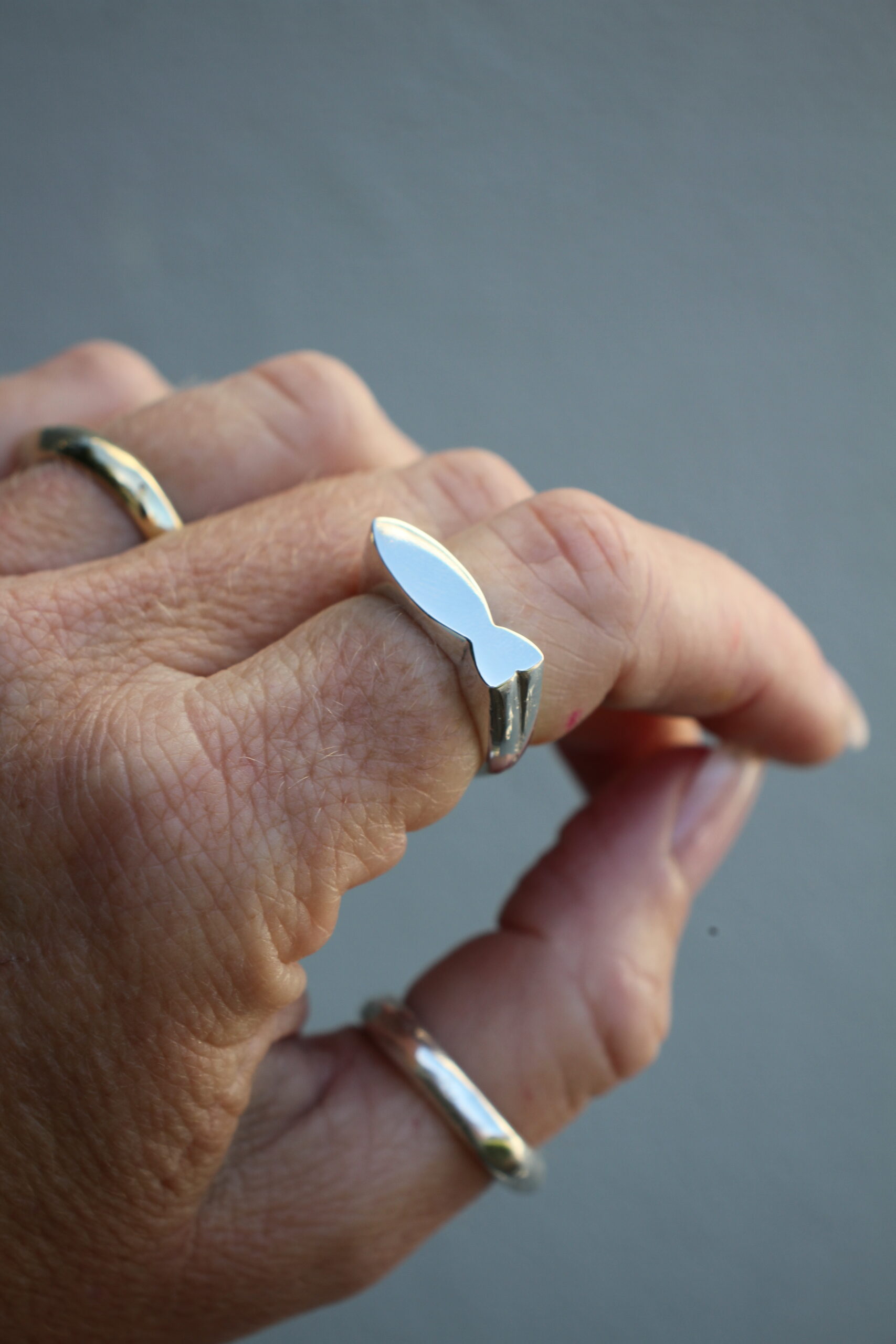 Fish ring - silver - Image 7