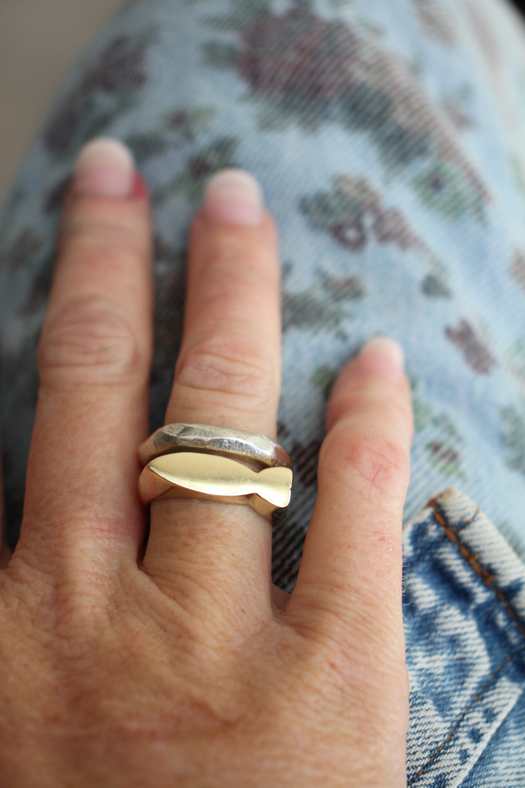Fish ring - brass - Image 4