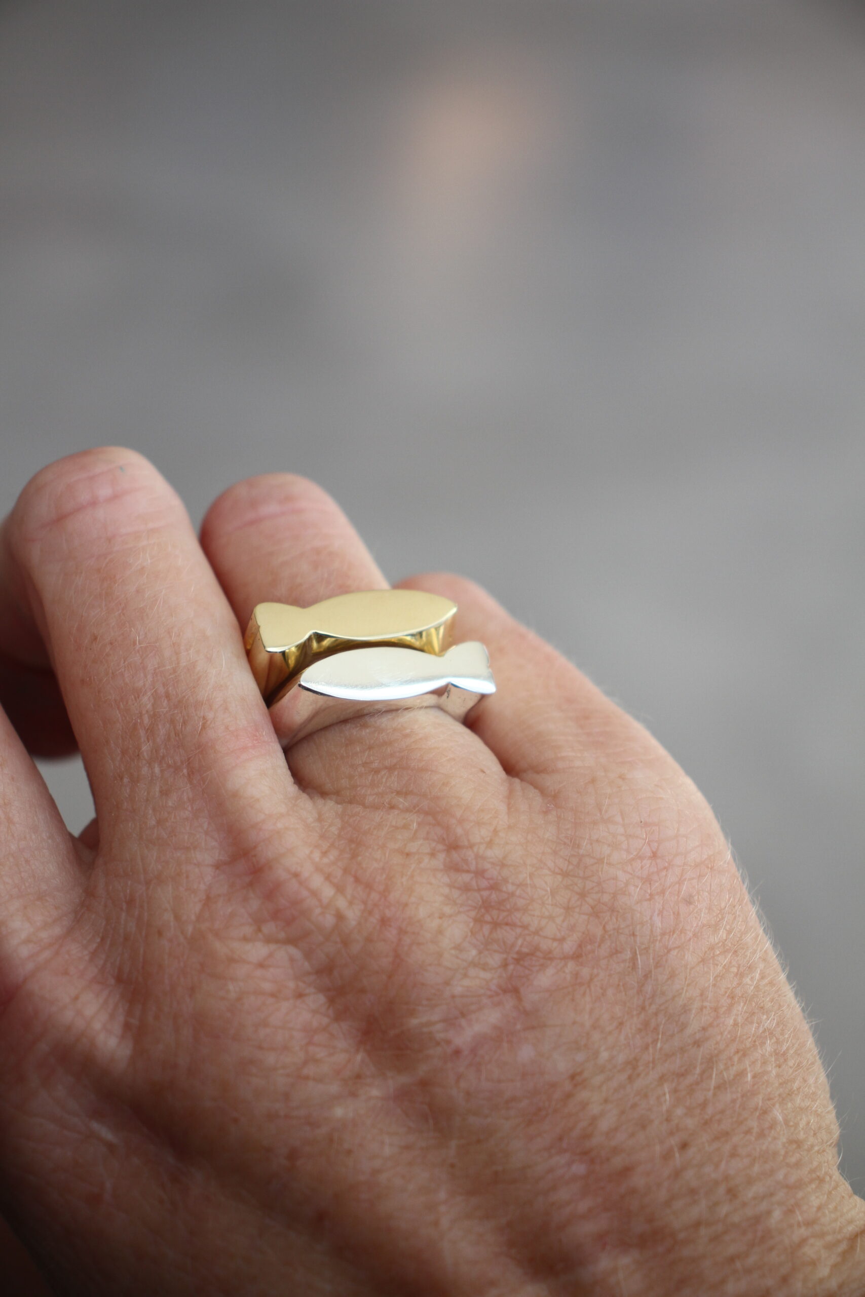 Fish ring - brass - Image 8